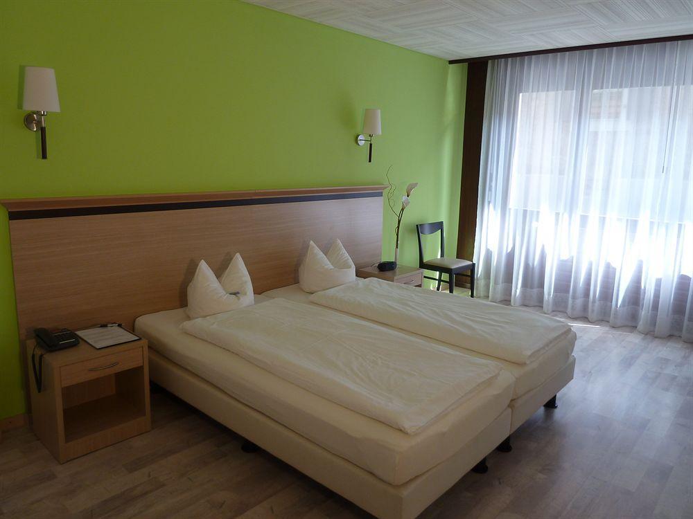 Hotel De La Vieille Tour La Tour-de-Peilz Εξωτερικό φωτογραφία