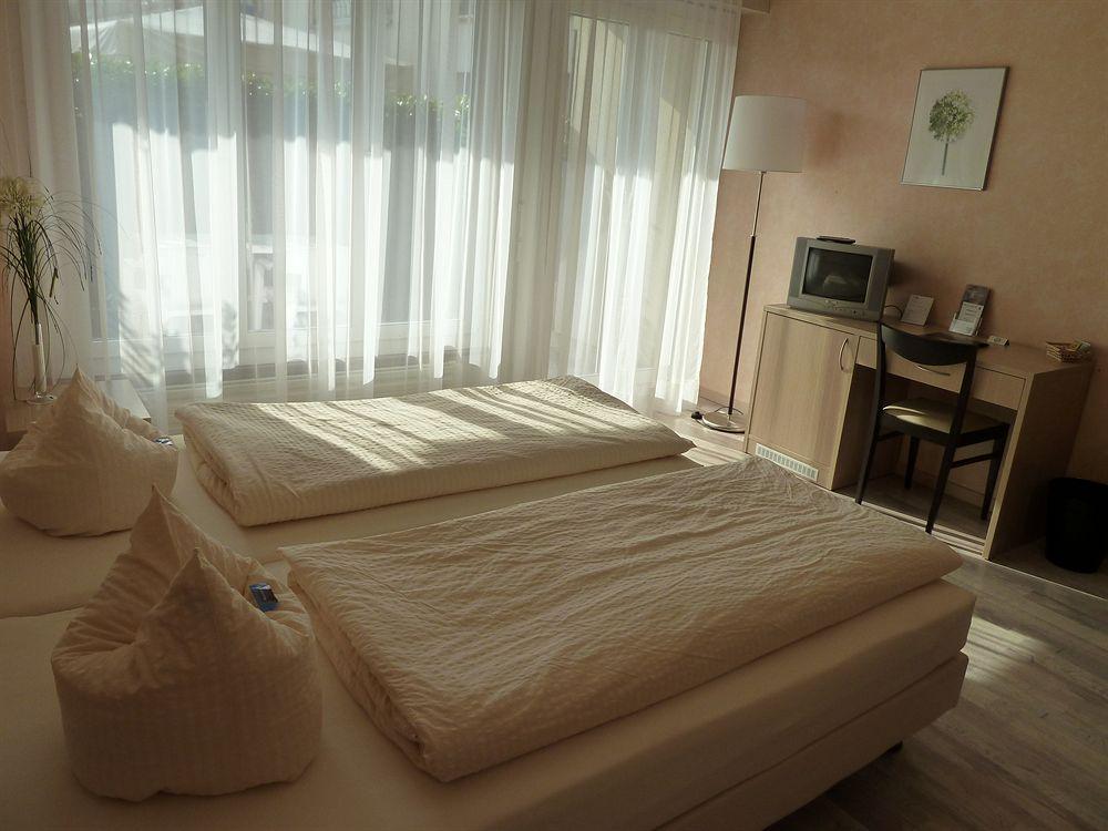 Hotel De La Vieille Tour La Tour-de-Peilz Εξωτερικό φωτογραφία