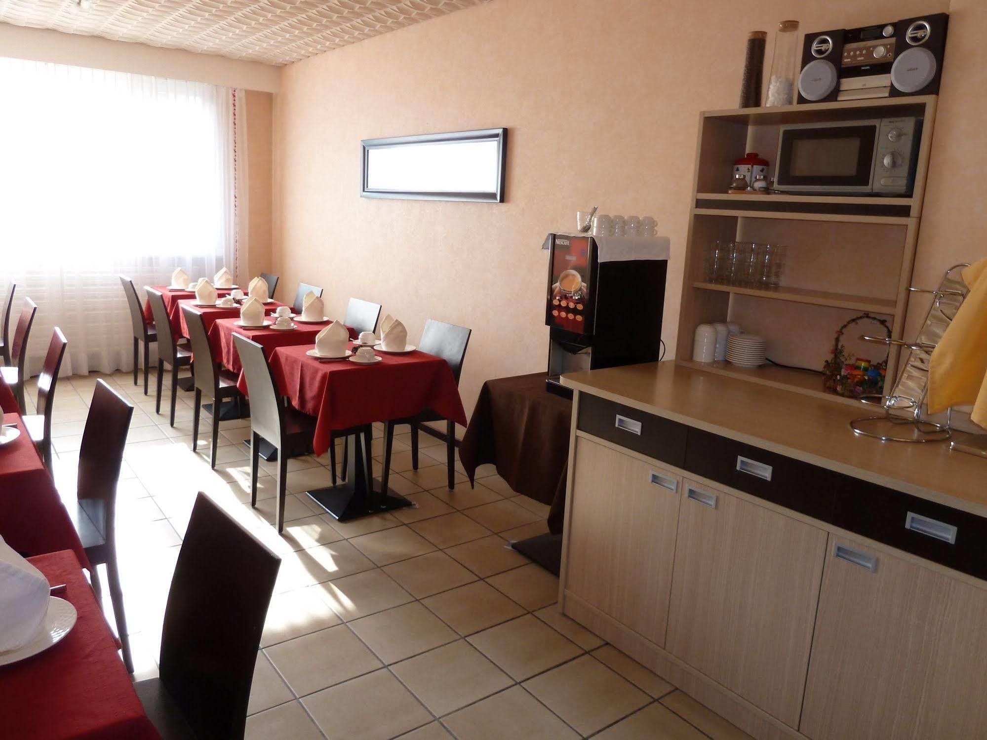 Hotel De La Vieille Tour La Tour-de-Peilz Εξωτερικό φωτογραφία