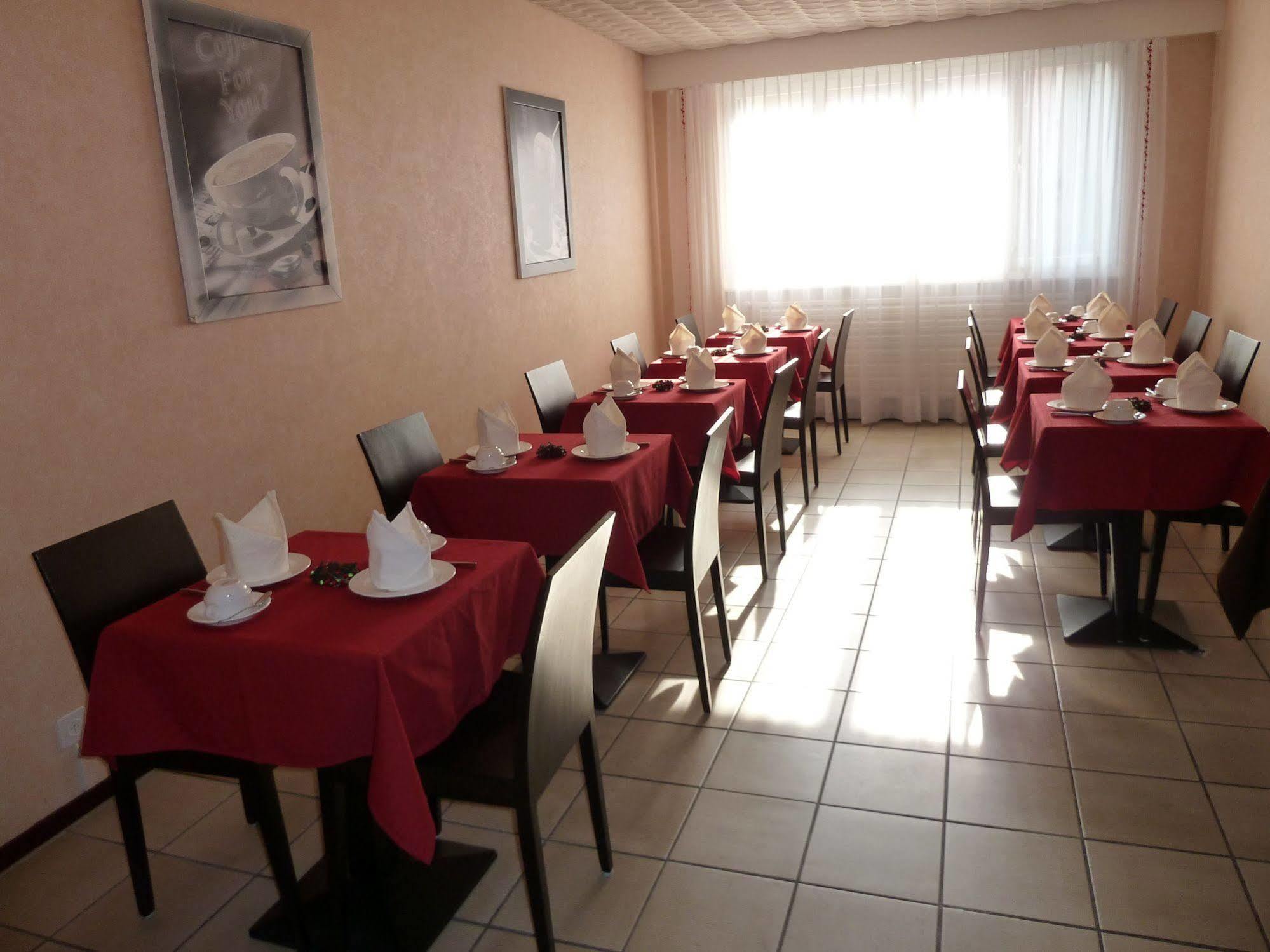 Hotel De La Vieille Tour La Tour-de-Peilz Εξωτερικό φωτογραφία