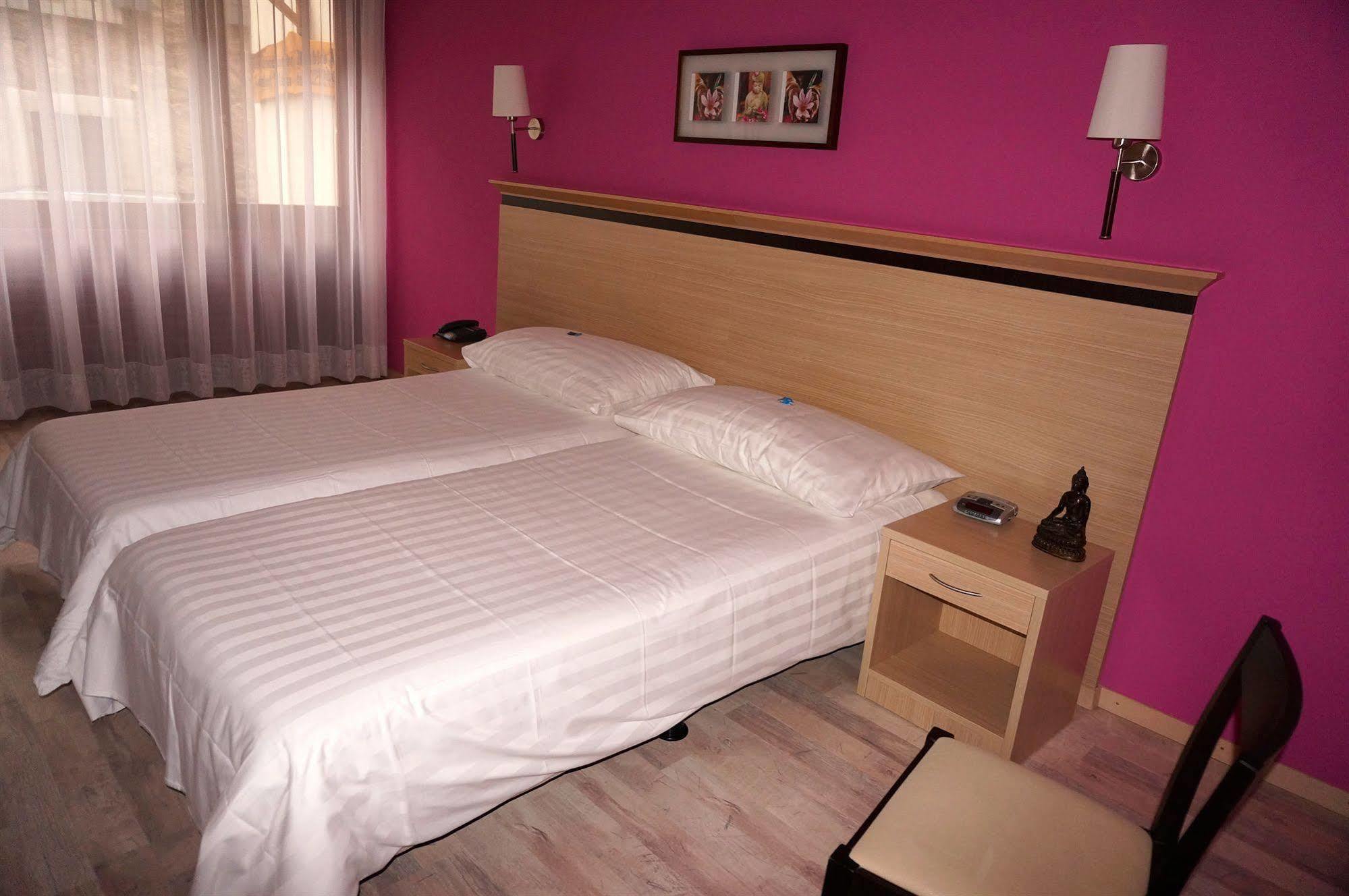 Hotel De La Vieille Tour La Tour-de-Peilz Εξωτερικό φωτογραφία