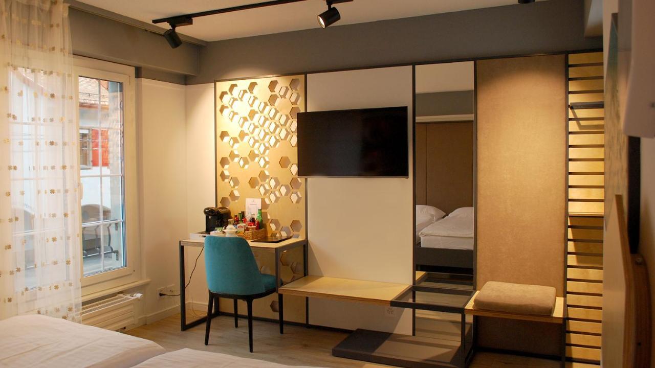 Hotel De La Vieille Tour La Tour-de-Peilz Εξωτερικό φωτογραφία