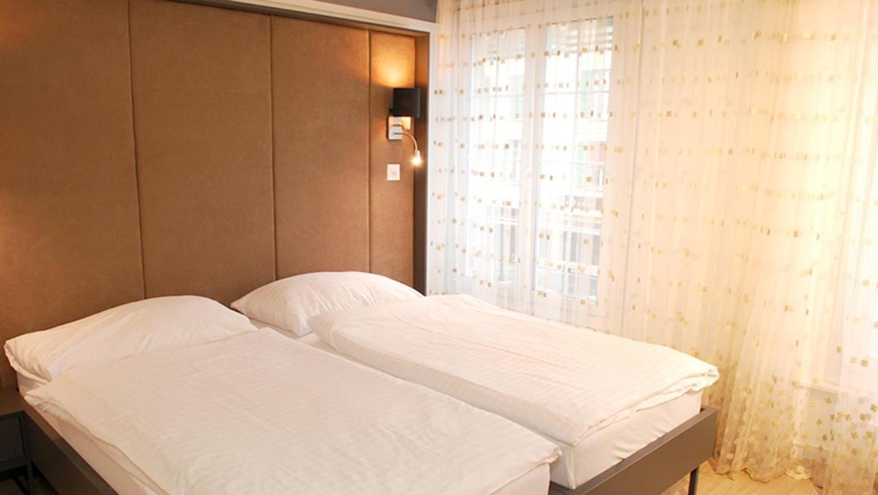 Hotel De La Vieille Tour La Tour-de-Peilz Εξωτερικό φωτογραφία