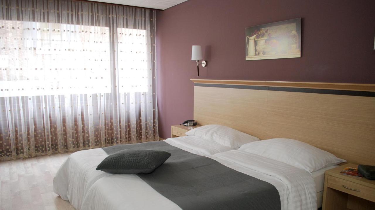 Hotel De La Vieille Tour La Tour-de-Peilz Εξωτερικό φωτογραφία